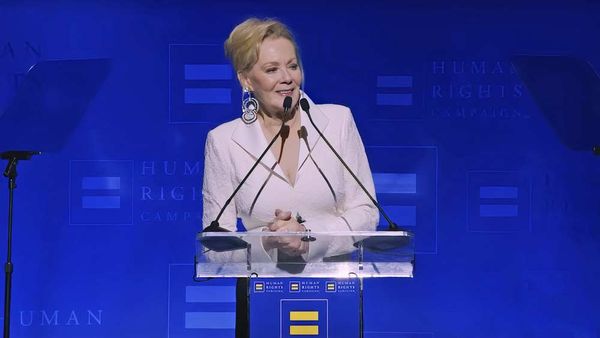 Watch: Straight Actor Jean Smart, a Gay Icon, Thrills to Being 'in the Company' of Stars like 'Judy and Liza and... Cher'