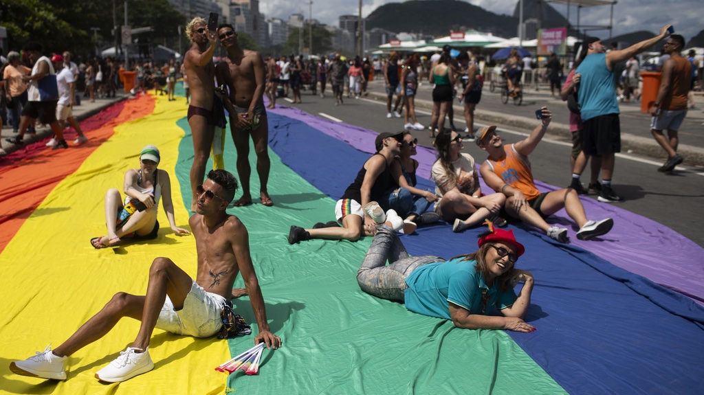 Rainbow-Laden Revelers Hit Copacabana Beach for Rio de Janeiro's Pride Parade