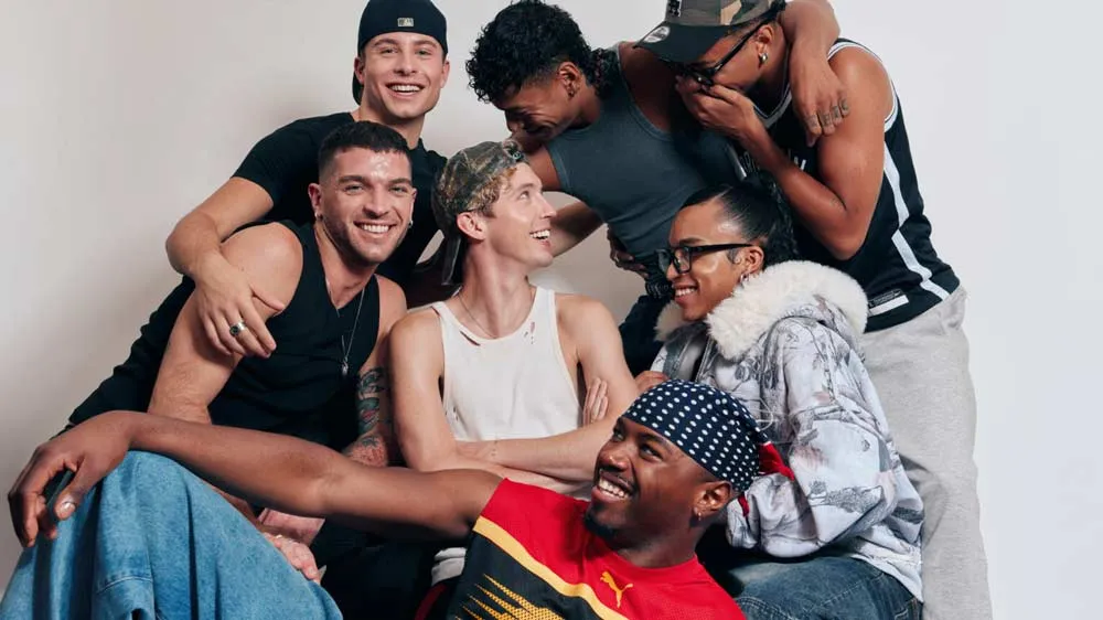 Watch: 'Tap or Block' - Troye Sivan, Backup Dancers Open Up about What They Do on Grindr